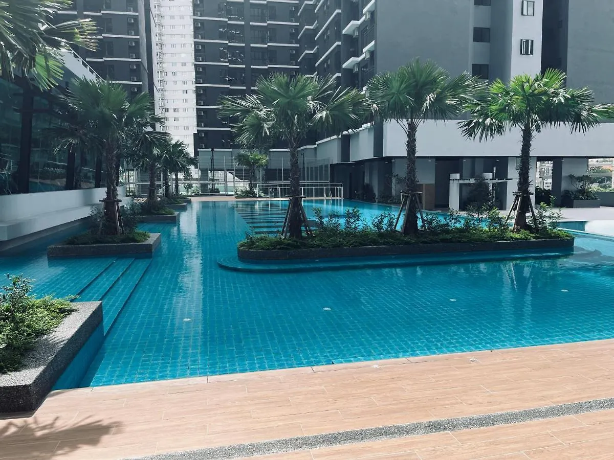 Maxim 2 Bedrooms Mrt Station Cheras Kuala Lumpur Homestay 0*,  Malaysia